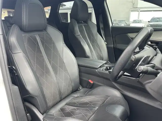 プジョー ３００８ GT ブルー HDi 静岡県 2019(令1)年 4.3万km パールⅡ ファーストクラスパッケージ/ハーフレザーシート　シートヒーター/運転席メモリーパワーシート　マッサージ機能/パノラマサンルーフ/パノラマビューカメラ/ディスプレイオーディオＣａｒｐｌａｙＡｎｄｒｏｉｄａｕｔｏ対応Bluetooth/アンビエンスライト/インテリジェントHiビーム/アクティブセーフティブレーキACC/レーンキープアシスト/ブラインドスポットモニター/前後ドライブレコーダー/ETC