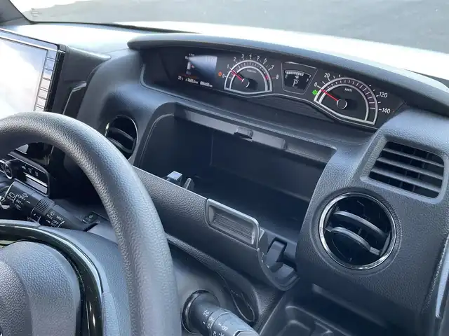 ホンダ Ｎ ＢＯＸ カスタム G L ホンダセンシング 佐賀県 2018(平30)年 8.7万km プレミアムホワイトパールⅡ ワンオーナー/純正8インチSDナビゲーション/・フルセグTV/CD/DVD/SD/USB/Bluetooth/バックカメラ/前方ドライブレコーダー/ビルトインETC/両側パワースライドドア/後席サンシェード/ISOFIX対応/ステアリングリモコン/純正14インチアルミホイール/純正LEDヘッドライト/・オートマチックハイビーム/純正LEDフォグランプ/純正フロアマット/純正ドアバイザ―/新車保証書/取扱説明書/スペアキー１本/ホンダセンシング/・アダプティブクルーズコントロール/・衝突被害軽減ブレーキ/・先行車発進お知らせ機能/・路外逸脱抑制機能/・レーンキープアシストシステム/・標識認識機能