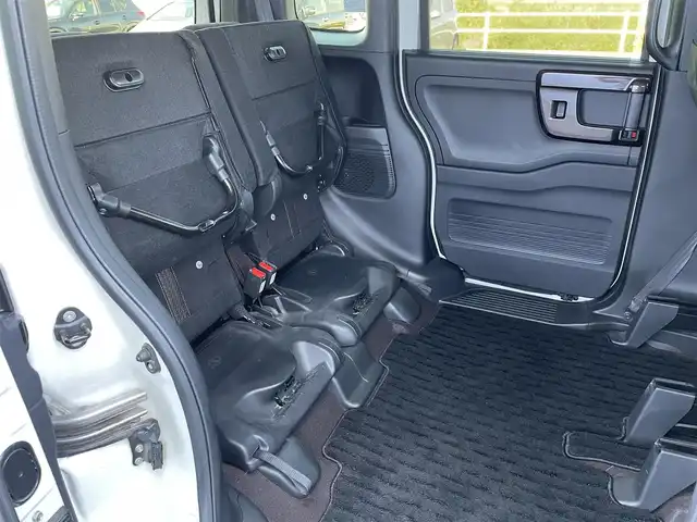 ホンダ Ｎ ＢＯＸ カスタム G L ホンダセンシング 佐賀県 2018(平30)年 8.7万km プレミアムホワイトパールⅡ ワンオーナー/純正8インチSDナビゲーション/・フルセグTV/CD/DVD/SD/USB/Bluetooth/バックカメラ/前方ドライブレコーダー/ビルトインETC/両側パワースライドドア/後席サンシェード/ISOFIX対応/ステアリングリモコン/純正14インチアルミホイール/純正LEDヘッドライト/・オートマチックハイビーム/純正LEDフォグランプ/純正フロアマット/純正ドアバイザ―/新車保証書/取扱説明書/スペアキー１本/ホンダセンシング/・アダプティブクルーズコントロール/・衝突被害軽減ブレーキ/・先行車発進お知らせ機能/・路外逸脱抑制機能/・レーンキープアシストシステム/・標識認識機能