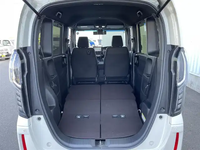 ホンダ Ｎ ＢＯＸ カスタム G L ホンダセンシング 佐賀県 2018(平30)年 8.7万km プレミアムホワイトパールⅡ ワンオーナー/純正8インチSDナビゲーション/・フルセグTV/CD/DVD/SD/USB/Bluetooth/バックカメラ/前方ドライブレコーダー/ビルトインETC/両側パワースライドドア/後席サンシェード/ISOFIX対応/ステアリングリモコン/純正14インチアルミホイール/純正LEDヘッドライト/・オートマチックハイビーム/純正LEDフォグランプ/純正フロアマット/純正ドアバイザ―/新車保証書/取扱説明書/スペアキー１本/ホンダセンシング/・アダプティブクルーズコントロール/・衝突被害軽減ブレーキ/・先行車発進お知らせ機能/・路外逸脱抑制機能/・レーンキープアシストシステム/・標識認識機能