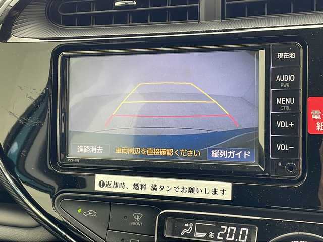 トヨタ アクア S 沖縄県 2019(平31)年 3.1万km クリアエメラルドパールクリスタルシャイン 純正ナビ(ＮＳＣＮ－Ｗ６８)/(フルセグＴＶ　Ｂｌｕｅｔｏｏｔｈ　ＣＤ　ＤＶＤ　ＡＭ　ＦＭ)　/バックカメラ　/前方ドライブレコーダー　/ＥＴＣ　/キーレスエントリー　/トヨタセーフティセンス/純正フロアマット　/社外アルミホイール　/電動格納ミラー　/横滑り防止装置/前後コーナーセンサー