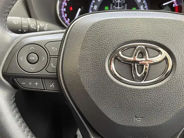 トヨタ ＲＡＶ４ アドベンチャー オフロードPKG 岩手県 2021(令3)年 4.1万km スーパーホワイトⅡ ４WD/パノラミックビューモニター/ルーフレール/専用サスペンション(１０ｍｍアップ)/専用合成皮革シート/ハンズフリーパワーバックドア/マルチテレインセレクト/ダウンヒルアシストコントロール/ヒルスタートアシストコントロール/デジタルインナーミラー/置くだけ充電/トヨタセーフティセンス/プリクラッシュセーフティ/レーダークルーズコントロール/レーントレーシングアシスト/ロードサインアシスト/オートマチックハイビーム/クリアランスソナー/BSM・RCTA/ブレーキホールド/純正ディスプレイオーディオ/ナビキット/フルセグTV/ETC2.0/ドライブレコーダー/運転席パワーシート/LEDヘッドランプ/純正18インチアルミホイール