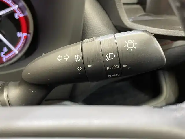 トヨタ ＲＡＶ４ アドベンチャー オフロードPKG 岩手県 2021(令3)年 4.1万km スーパーホワイトⅡ ４WD/パノラミックビューモニター/ルーフレール/専用サスペンション(１０ｍｍアップ)/専用合成皮革シート/ハンズフリーパワーバックドア/マルチテレインセレクト/ダウンヒルアシストコントロール/ヒルスタートアシストコントロール/デジタルインナーミラー/置くだけ充電/トヨタセーフティセンス/プリクラッシュセーフティ/レーダークルーズコントロール/レーントレーシングアシスト/ロードサインアシスト/オートマチックハイビーム/クリアランスソナー/BSM・RCTA/ブレーキホールド/純正ディスプレイオーディオ/ナビキット/フルセグTV/ETC2.0/ドライブレコーダー/運転席パワーシート/LEDヘッドランプ/純正18インチアルミホイール