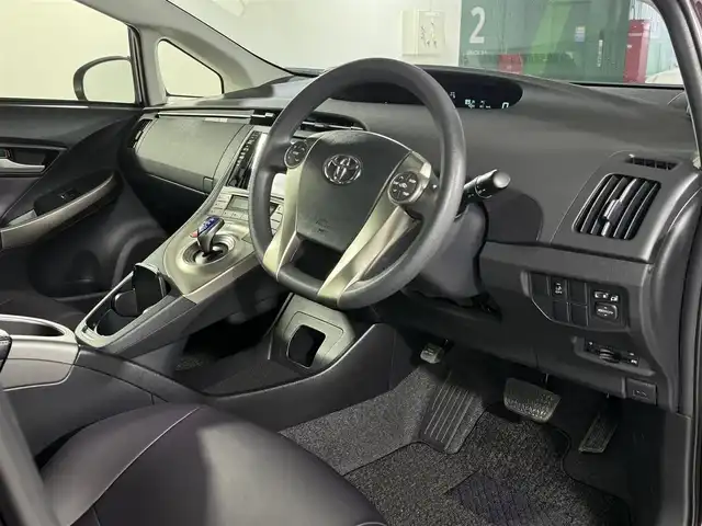 トヨタ プリウス S　マイコーデ 佐賀県 2014(平26)年 5.4万km ディープアメジストマイカメタリック 社外7型ナビ/AM/FM/CD/ワンセグTV/バックカメラ/純正フロアマット/純正ドアバイザー/トノカバー/ETC/ステアリングリモコン/シガーソケット/オートライト/電格ミラー/ISOFIX/フォグランプ/禁煙車