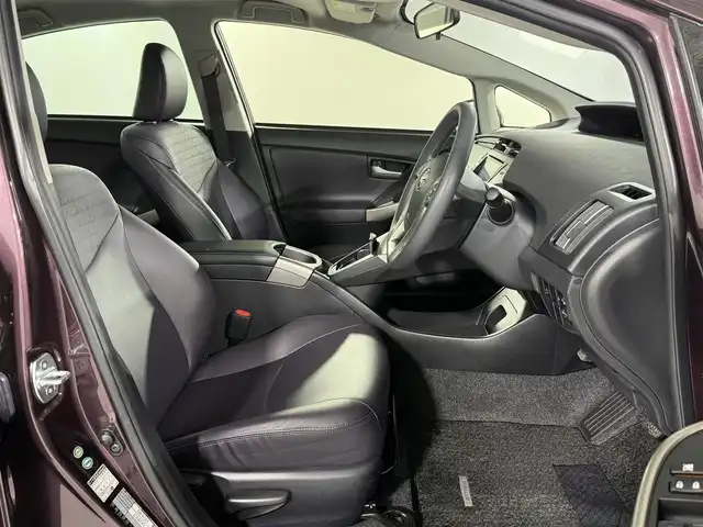 トヨタ プリウス S　マイコーデ 佐賀県 2014(平26)年 5.4万km ディープアメジストマイカメタリック 社外7型ナビ/AM/FM/CD/ワンセグTV/バックカメラ/純正フロアマット/純正ドアバイザー/トノカバー/ETC/ステアリングリモコン/シガーソケット/オートライト/電格ミラー/ISOFIX/フォグランプ/禁煙車