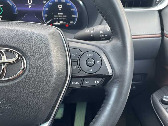 トヨタ ハリアー ハイブリッド Z 秋田県 2022(令4)年 1.9万km スレートグレーメタリック 改良後モデル/4WD/調光パノラマサンルーフ/純正12.3インチメーカーナビ/JBLサウンドシステム/パノラミックビューモニター/ブラインドスポットモニター/デジタルインナーミラー　/パワーリアゲート/追従クルーズコントロール　/ハーフレザーシート/コーナーセンサー　/全方位カメラ　/レーンアシスト　/パワーシート/前後ドラレコ(TZ)/純正フロアマット/保証書/取扱説明書/記録簿/スペアキー有り