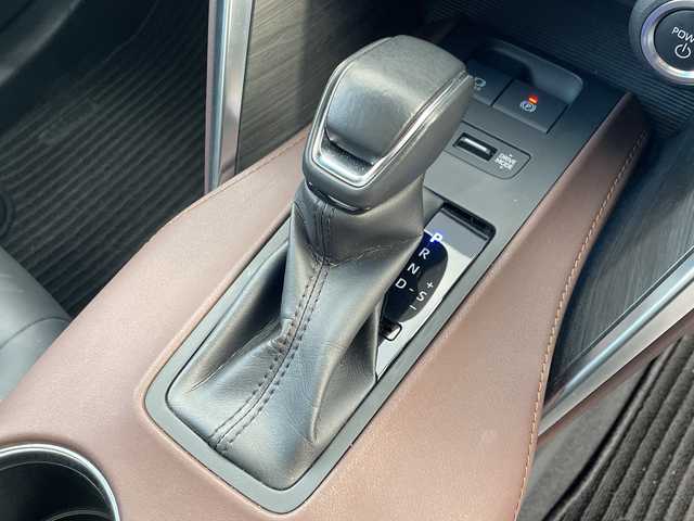 トヨタ ハリアー ハイブリッド Z 秋田県 2022(令4)年 1.9万km スレートグレーメタリック 改良後モデル/4WD/調光パノラマサンルーフ/純正12.3インチメーカーナビ/JBLサウンドシステム/パノラミックビューモニター/ブラインドスポットモニター/デジタルインナーミラー　/パワーリアゲート/追従クルーズコントロール　/ハーフレザーシート/コーナーセンサー　/全方位カメラ　/レーンアシスト　/パワーシート/前後ドラレコ(TZ)/純正フロアマット/保証書/取扱説明書/記録簿/スペアキー有り