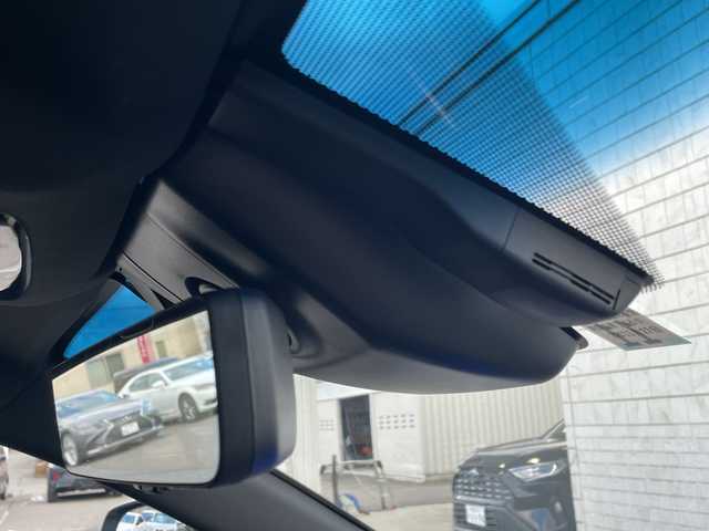 トヨタ ハリアー ハイブリッド Z 秋田県 2022(令4)年 1.9万km スレートグレーメタリック 改良後モデル/4WD/調光パノラマサンルーフ/純正12.3インチメーカーナビ/JBLサウンドシステム/パノラミックビューモニター/ブラインドスポットモニター/デジタルインナーミラー　/パワーリアゲート/追従クルーズコントロール　/ハーフレザーシート/コーナーセンサー　/全方位カメラ　/レーンアシスト　/パワーシート/前後ドラレコ(TZ)/純正フロアマット/保証書/取扱説明書/記録簿/スペアキー有り