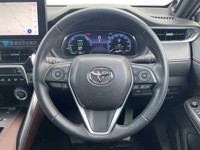 トヨタ ハリアー ハイブリッド Z 秋田県 2022(令4)年 1.9万km スレートグレーメタリック 改良後モデル/4WD/調光パノラマサンルーフ/純正12.3インチメーカーナビ/JBLサウンドシステム/パノラミックビューモニター/ブラインドスポットモニター/デジタルインナーミラー　/パワーリアゲート/追従クルーズコントロール　/ハーフレザーシート/コーナーセンサー　/全方位カメラ　/レーンアシスト　/パワーシート/前後ドラレコ(TZ)/純正フロアマット/保証書/取扱説明書/記録簿/スペアキー有り