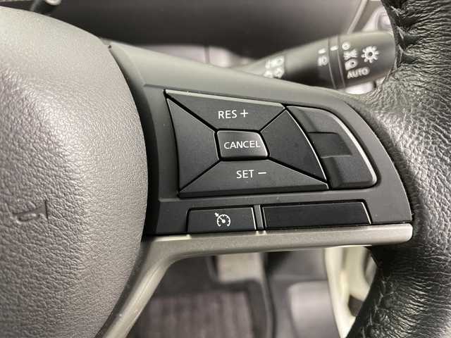 日産 セレナ ハイウェイスターVセレクションⅡ 道央・札幌 2019(令1)年 3.2万km ブリリアントホワイトパール ・４ＷＤ　/エマージェンシーブレーキ　/・社外9インチ　ナビ/・BT/DVD/CD/SD/フルセグTV）　/・アラウンドビューモニター　/・インテリジェントパーキングアシスト　/・両側パワースライドドア　/・クルーズコントロール　/・ＬＥＤオートライト　/・フォグランプ　/・スマートキー/・ETC/・純正AW付スタッドレスタイヤ積込