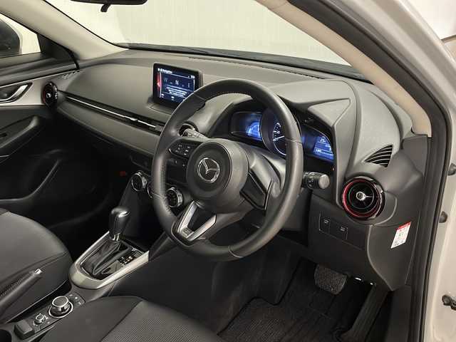 マツダ ＣＸ－３ XD 熊本県 2017(平29)年 7.1万km セラミックM 純正ナビ/衝突軽減ブレーキ/ＬＥＤヘッドライト/ＥＴＣ/純正１８インチアルミホイール/スマートキー/スペアキー/エンジンプッシュスタート/Ｗ＋サイドエアバック/ＢＴ/AM/FM/USB/MTモード付AT/純正フロアマット/オートライト