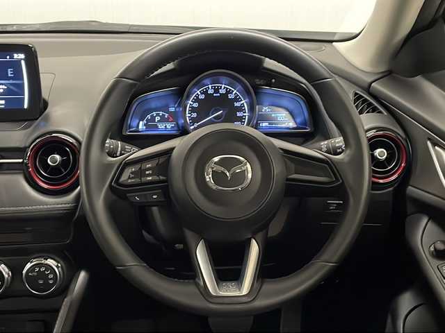 マツダ ＣＸ－３ XD 熊本県 2017(平29)年 7.1万km セラミックM 純正ナビ/衝突軽減ブレーキ/ＬＥＤヘッドライト/ＥＴＣ/純正１８インチアルミホイール/スマートキー/スペアキー/エンジンプッシュスタート/Ｗ＋サイドエアバック/ＢＴ/AM/FM/USB/MTモード付AT/純正フロアマット/オートライト