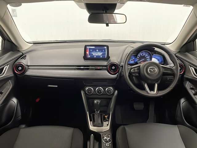 マツダ ＣＸ－３ XD 熊本県 2017(平29)年 7.1万km セラミックM 純正ナビ/衝突軽減ブレーキ/ＬＥＤヘッドライト/ＥＴＣ/純正１８インチアルミホイール/スマートキー/スペアキー/エンジンプッシュスタート/Ｗ＋サイドエアバック/ＢＴ/AM/FM/USB/MTモード付AT/純正フロアマット/オートライト