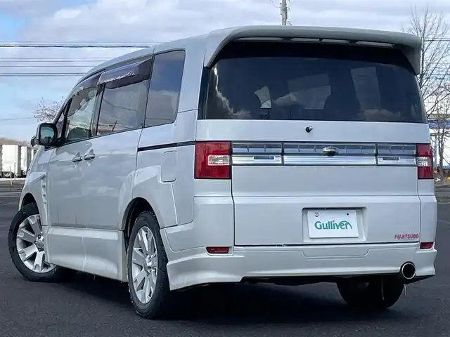 三菱 デリカＤ：５ ROADEST G Navi P 道央・札幌 2008(平20)年 8.7万km ウォームホワイトパール ４WD/純正ディーラーOPナビ/AM/FM/CD/DVD/横滑り防止装置/クルーズコントロール/バック/サイド/フロントカメラ/ETC/ドライブレコーダー/片側パワースライドドア/ステアリングリモコン/パドルシフト/レーダー探知機/キーレスエントリー/スマートキー/HIDヘッドライト/オートライト/フォグランプ/電動格納ミラー/ウィンカーミラー/フロアマット/ドアバイザー/社外エンジンスターター