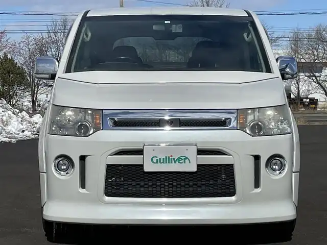 三菱 デリカＤ：５ ROADEST G Navi P 道央・札幌 2008(平20)年 8.7万km ウォームホワイトパール ４WD/純正ディーラーOPナビ/AM/FM/CD/DVD/横滑り防止装置/クルーズコントロール/バック/サイド/フロントカメラ/ETC/ドライブレコーダー/片側パワースライドドア/ステアリングリモコン/パドルシフト/レーダー探知機/キーレスエントリー/スマートキー/HIDヘッドライト/オートライト/フォグランプ/電動格納ミラー/ウィンカーミラー/フロアマット/ドアバイザー/社外エンジンスターター