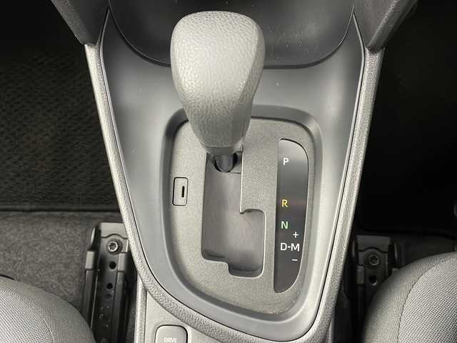 トヨタ ヤリスクロス X 道央・札幌 2023(令5)年 3万km ベージュ ・4WD/・純正メモリナビ  Bt/USB/Miracast/・トヨタセーフティセンス/・プリクラッシュセーフティ/・レーンディパーチャーアラート/・オートマチックハイビーム/・レーダークルーズコントロール/・バックカメラ/・LEDオートライト/・フォグランプ/・クリアランスソナー/・スマートキー/・ETC