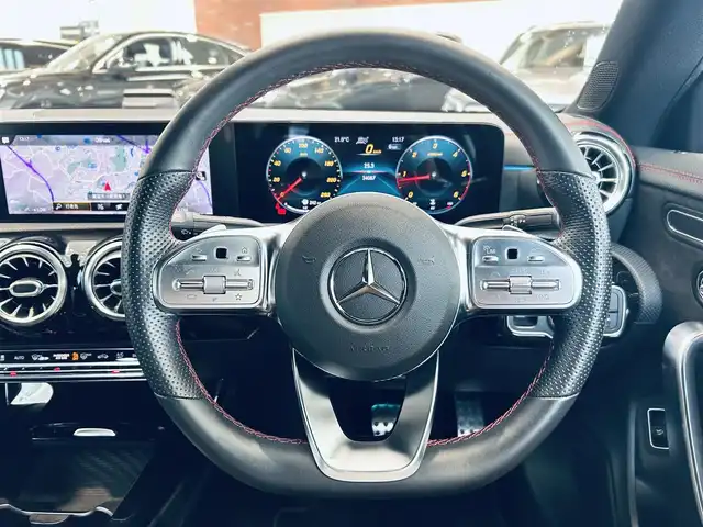 メルセデス・ベンツ ＣＬＡ２００ｄ AMGライン 大阪府 2020(令2)年 3.4万km コスモスブラック ワンオーナー/レーダーセーフティ/ハーフレザー/メモリ付きパワーシート/シートヒーター/ACC/ブラインドスポット/純正ナビ/TV/バックカメラ/純正18インチAW/LEDヘッドライト/アンビエントライト/ワイヤレス充電