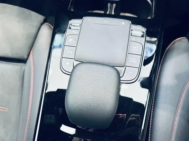 メルセデス・ベンツ ＣＬＡ２００ｄ AMGライン 大阪府 2020(令2)年 3.4万km コスモスブラック ワンオーナー/レーダーセーフティ/ハーフレザー/メモリ付きパワーシート/シートヒーター/ACC/ブラインドスポット/純正ナビ/TV/バックカメラ/純正18インチAW/LEDヘッドライト/アンビエントライト/ワイヤレス充電