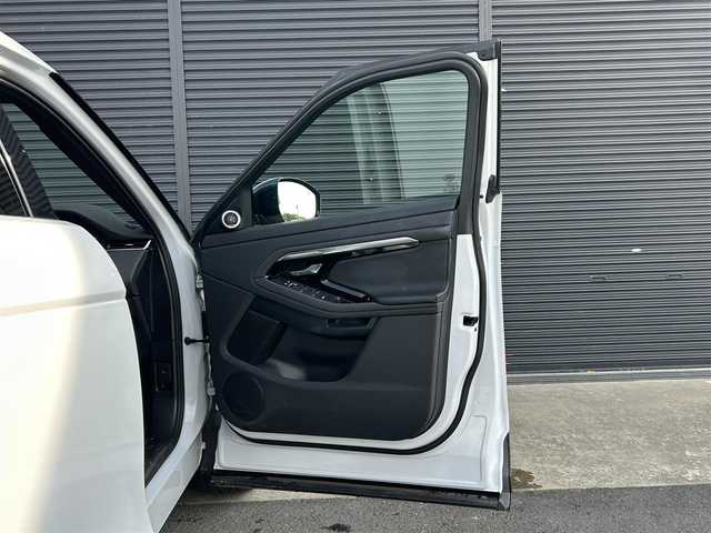 ランドローバー レンジローバーイヴォーク S 茨城県 2020(令2)年 2.2万km ユーロンホワイト ドライバーアシスタンス　/３６０度カメラ　/ＡＣＣ　/ＢＳＡ　/パークアシスト　/パーキングエイド　/ＯＰ２０インチＡＷ　/黒革　/シートヒーター　/ＰＷシート　/ＰＷテールゲート　/デジタルインナーミラー　/ＬＥＤ　/禁煙車