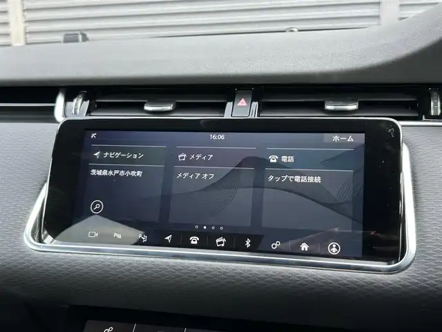 ランドローバー レンジローバーイヴォーク S 茨城県 2020(令2)年 2.2万km ユーロンホワイト ドライバーアシスタンス　/３６０度カメラ　/ＡＣＣ　/ＢＳＡ　/パークアシスト　/パーキングエイド　/ＯＰ２０インチＡＷ　/黒革　/シートヒーター　/ＰＷシート　/ＰＷテールゲート　/デジタルインナーミラー　/ＬＥＤ　/禁煙車
