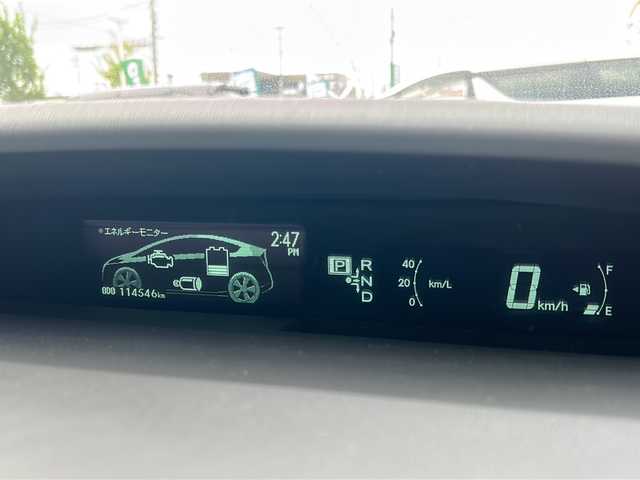 トヨタ プリウス S 青森県 2010(平22)年 11.5万km アイスバーグシルバーマイカメタリック 純正オーディオ/CD/TAPE/AUX/アイドリングストップ/ワイパーデアイサー/オートライト/ポールオート機能/純正エンジンスターター/ビルトインETC/プッシュスタート/スマートキー/パワーステアリング/パワーウィンドウ/社外15インチアルミホイール