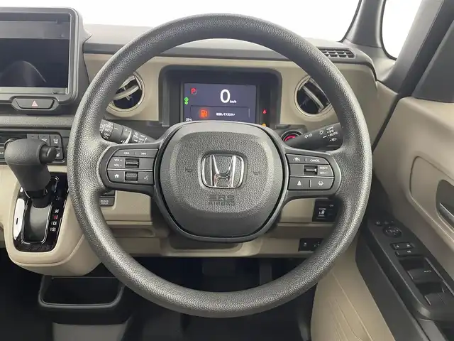 ホンダ Ｎ ＢＯＸ JOY 埼玉県 2025(令7)年 0.1万km未満 ベージュⅡ 届出済未使用車/レーダークルーズコントロール/横滑り防止装置/レーンキープアシスト/前後コーナーセンサー/オートライト/LEDヘッドライト/両側パワースライドドア/電動パーキング/チップアップシート/スマートキー/プッシュスタート