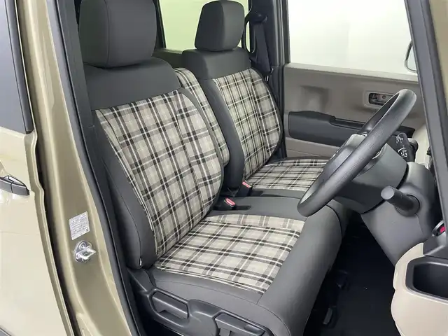 ホンダ Ｎ ＢＯＸ JOY 埼玉県 2025(令7)年 0.1万km未満 ベージュⅡ 届出済未使用車/レーダークルーズコントロール/横滑り防止装置/レーンキープアシスト/前後コーナーセンサー/オートライト/LEDヘッドライト/両側パワースライドドア/電動パーキング/チップアップシート/スマートキー/プッシュスタート