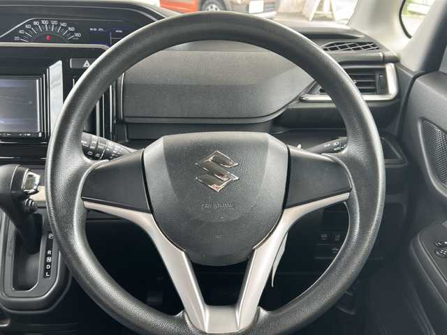 スズキ ソリオ G 東京都 2021(令3)年 4万km ピュアホワイトP SDナビ（Bluetooth、ワンセグテレビ視聴）/ETC/ドライブレコーダー/社外フロアマット/片側パワースライドドア/ABS/横滑り防止装置/オートライト/LEDヘッドライト/W＋サイドエアバッグ/コーナーセンサー/取扱説明書/保証書/プッシュスタート/スマートキー