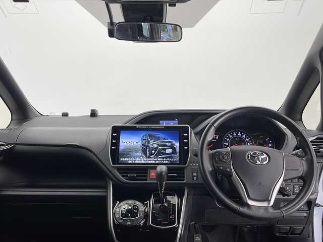トヨタ ヴォクシー ZS 煌Ⅱ 長野県 2019(平31)年 6.1万km ホワイトパールクリスタルシャイン ワンオーナー/４WD/Toyota Safety Sense/プリクラッシュセーフティ/純正10インチナビ/フルセグテレビ/DVD/Bluetooth/両側パワースライド/ウィンドシールドデアイサー/クルーズコントロール/TVキャンセラー/ドライブレコーダー（ナビ連動）/ビルトインETC/LEDヘットライト/LEDフォグランプ/オートライト/スペアーキー/純正16インチAW/前後コーナーセンサー/車両取扱説明書/保証書