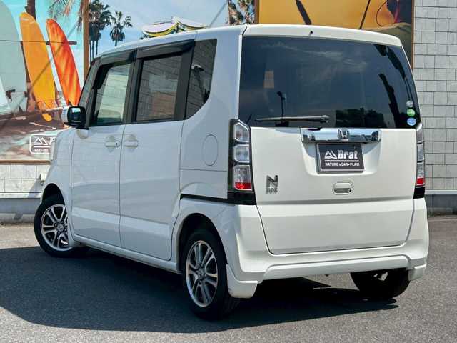 ホンダ Ｎ ＢＯＸ G Lパッケージ 兵庫県 2013(平25)年 4.6万km プレミアムホワイトパール 純正ナビ/FM AM CD DVD/左側パワースライドドア/バックカメラ/AAC/社外LEDヘッドライト/ABS/横滑り防止装置/ベンチシート