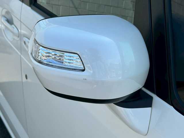 ホンダ Ｎ ＢＯＸ G Lパッケージ 兵庫県 2013(平25)年 4.6万km プレミアムホワイトパール 純正ナビ/FM AM CD DVD/左側パワースライドドア/バックカメラ/AAC/社外LEDヘッドライト/ABS/横滑り防止装置/ベンチシート