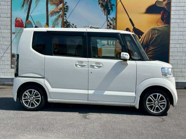 ホンダ Ｎ ＢＯＸ G Lパッケージ 兵庫県 2013(平25)年 4.6万km プレミアムホワイトパール 純正ナビ/FM AM CD DVD/左側パワースライドドア/バックカメラ/AAC/社外LEDヘッドライト/ABS/横滑り防止装置/ベンチシート