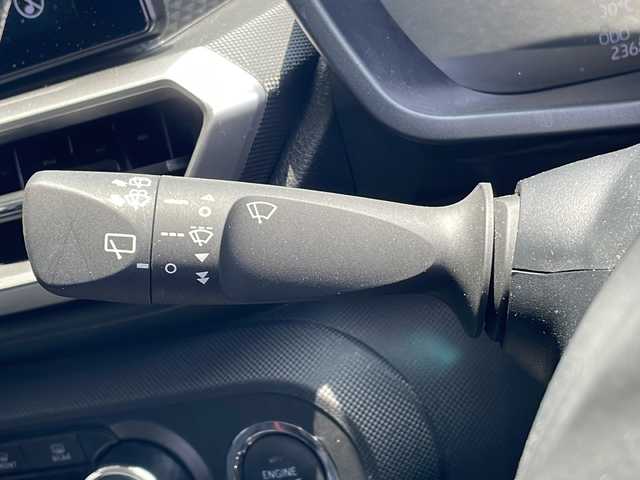 トヨタ ライズ Z 愛知県 2022(令4)年 2.4万km ブラックマイカメタリック 衝突軽減システム/純正9型ディズプレイオーディオ　ナビなし/レーダークルーズコントロール/シートヒーター/フルセグ/Bluetooth/バックカメラ/コーナーセンサー/純正アルミホイール/LEDヘッドライト/オートマチックハイビーム/ETC/ステアリングスイッチ/スマートキー/プッシュスタート