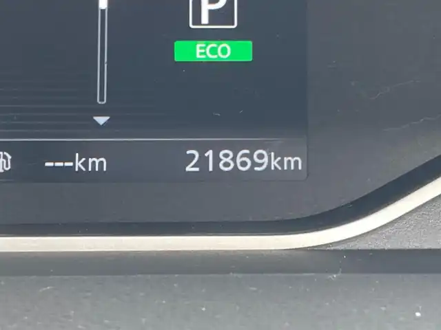 日産 セレナ ハイウェイスター V 千葉県 2021(令3)年 2.2万km サンライズオレンジ/ダイヤモンドブラック 純正10ナビ/（フルセグTV CD DVD BT FM AM）/全周囲カメラ/プロパイロット/デジタルインナーミラー/衝突被害軽減システム/車線逸脱警報/クルーズコントロール/両側パワースライドドア/ETC/ドライブレコーダー/アイドリングストップ/LEDヘッドライト/フォグランプ/オートライト/ウィンカーミラー/電動格納ミラー/純正16インチAW/シートリフター/プッシュスタート/スマートキー/フロアマット/ドアバイザー/スペアキー/取扱説明書/保証書”