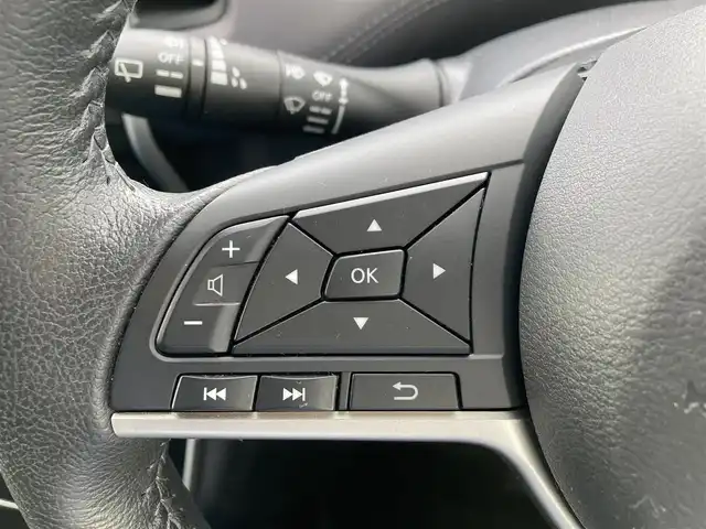 日産 セレナ ハイウェイスター V 千葉県 2021(令3)年 2.2万km サンライズオレンジ/ダイヤモンドブラック 純正10ナビ/（フルセグTV CD DVD BT FM AM）/全周囲カメラ/プロパイロット/デジタルインナーミラー/衝突被害軽減システム/車線逸脱警報/クルーズコントロール/両側パワースライドドア/ETC/ドライブレコーダー/アイドリングストップ/LEDヘッドライト/フォグランプ/オートライト/ウィンカーミラー/電動格納ミラー/純正16インチAW/シートリフター/プッシュスタート/スマートキー/フロアマット/ドアバイザー/スペアキー/取扱説明書/保証書”