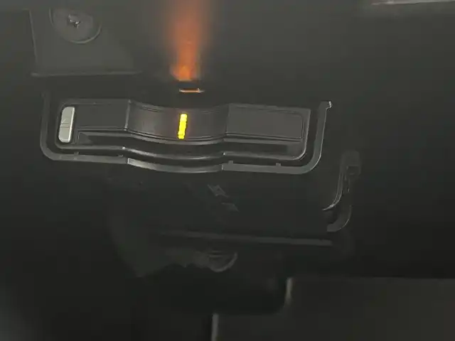 ボルボ Ｖ６０ ラグジュアリー エディション 山形県 2015(平27)年 7.2万km アイスホワイト 特別仕様車/純正HDDナビ/・CD/フルセグTV/Bluetooth/・AUX/USB/衝突警告/レーン逸脱警告/ブラインドスポットモニター/前後ドライブレコーダー /アダプティブクルーズコントロール/ETC/純正18インチAWサマータイヤ装着/サマータイヤAW車載/レーダー感知/パワーシートD/N席/シートヒーターD/N席