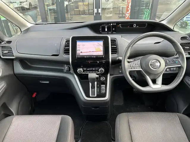 日産 セレナ ハイウェイスターVセレクションⅡ 栃木県 2019(平31)年 4.5万km ブリリアントホワイトパール インテリジェントエマージェンシーブレーキ/プロパイロット/フリップダウンモニター/社外8インチナビ/フルセグTV/DVD/Bluetooth/USB/アラウンドビューモニター/ビルトインETC/前後ドライブレコーダー/両側ハンズフリーパワースライドドア/アダプティブクルーズコントロール/プッシュスタート/ステアリングリモコン/LEDオートライト/LEDフォグランプ/純正16インチAW/ドアバイザー/アイドリングストップ/横滑り防止装置