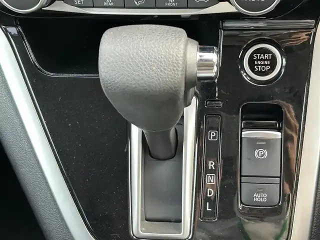 日産 セレナ ハイウェイスターVセレクションⅡ 栃木県 2019(平31)年 4.5万km ブリリアントホワイトパール インテリジェントエマージェンシーブレーキ/プロパイロット/フリップダウンモニター/社外8インチナビ/フルセグTV/DVD/Bluetooth/USB/アラウンドビューモニター/ビルトインETC/前後ドライブレコーダー/両側ハンズフリーパワースライドドア/アダプティブクルーズコントロール/プッシュスタート/ステアリングリモコン/LEDオートライト/LEDフォグランプ/純正16インチAW/ドアバイザー/アイドリングストップ/横滑り防止装置