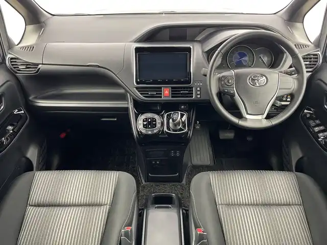 トヨタ ヴォクシー ハイブリッド ZS 新潟県 2019(令1)年 3.7万km ブラッキッシュアゲハガラスフレーク 純正9インチナビ/CD DVD BT フルセグTV/バックカメラ/片側パワースライドドア/ETC/クルーズコントロール/シートヒーター/トヨタセーフティセンス/PCS/LKA/オートハイビーム/LEDヘッドライト