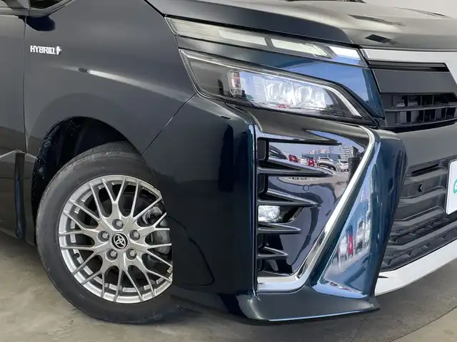 トヨタ ヴォクシー ハイブリッド ZS 新潟県 2019(令1)年 3.7万km ブラッキッシュアゲハガラスフレーク 純正9インチナビ/CD DVD BT フルセグTV/バックカメラ/片側パワースライドドア/ETC/クルーズコントロール/シートヒーター/トヨタセーフティセンス/PCS/LKA/オートハイビーム/LEDヘッドライト