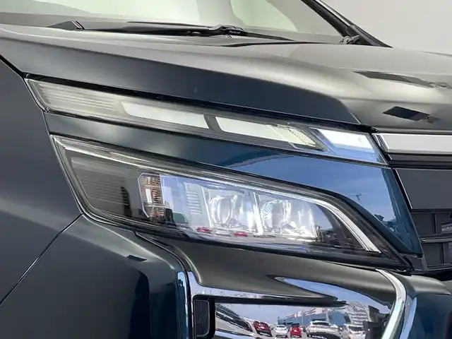 トヨタ ヴォクシー ハイブリッド ZS 新潟県 2019(令1)年 3.7万km ブラッキッシュアゲハガラスフレーク 純正9インチナビ/CD DVD BT フルセグTV/バックカメラ/片側パワースライドドア/ETC/クルーズコントロール/シートヒーター/トヨタセーフティセンス/PCS/LKA/オートハイビーム/LEDヘッドライト