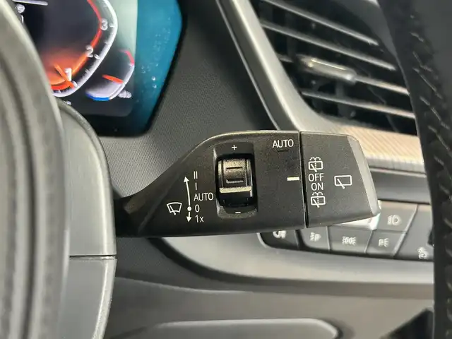 ＢＭＷ １１８ｉ Mスポーツ 愛知県 2020(令2)年 3.8万km 黒 HDDナビ/バックカメラ/アイドリングストップ/アクティブクルーズコントロール/ドアバイザー/プッシュスタート/パワーバックドア/ETC/ハーフレザーシート/社外TVチューナー/前後ドライブレコーダー