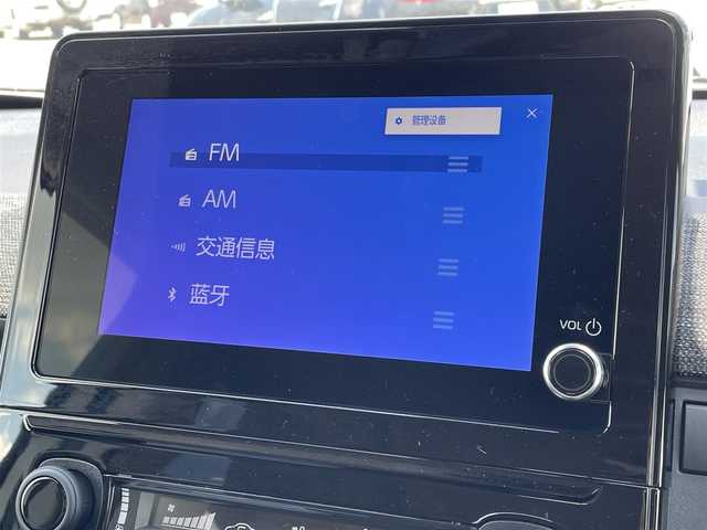 トヨタ シエンタ ハイブリッド Z 佐賀県 2022(令4)年 1.2万km ホワイトパールクリスタルシャイン 純正10.5インチディスプレイ/・AM/FM/USB/Bluetooth/パノラミックビューモニター/アドバンストパーク/ビルトインETC/１００V電源/両側パワースライドドア/ISOFIX対応/天井サーキュレーター/後席用サイドサンシェード/革巻きステアリング/ステアリングリモコン/純正LEDヘッドライト/オートマチックハイビーム/純正フロアマット/新車時保証書/トヨタセーフティセンス/・レーダークルーズコントロール/・プリクラッシュセーフティ/・レーンディパーチャーアラート/・ブラインドスポットモニター/・クリアランスソナー/・プロアクティブドライビングアシスト/・リヤクロストラフィックアラート/・リヤカメラディテクション/・ロードサインアシスト