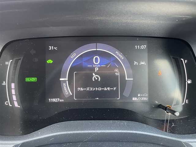 トヨタ シエンタ ハイブリッド Z 佐賀県 2022(令4)年 1.2万km ホワイトパールクリスタルシャイン 純正10.5インチディスプレイ/・AM/FM/USB/Bluetooth/パノラミックビューモニター/アドバンストパーク/ビルトインETC/１００V電源/両側パワースライドドア/ISOFIX対応/天井サーキュレーター/後席用サイドサンシェード/革巻きステアリング/ステアリングリモコン/純正LEDヘッドライト/オートマチックハイビーム/純正フロアマット/新車時保証書/トヨタセーフティセンス/・レーダークルーズコントロール/・プリクラッシュセーフティ/・レーンディパーチャーアラート/・ブラインドスポットモニター/・クリアランスソナー/・プロアクティブドライビングアシスト/・リヤクロストラフィックアラート/・リヤカメラディテクション/・ロードサインアシスト