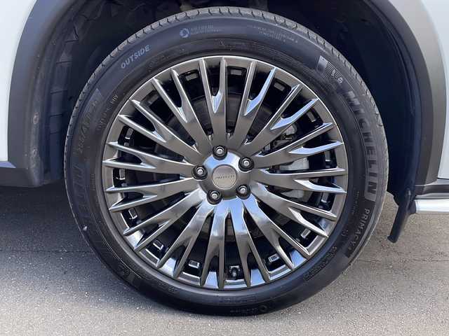 日産 エクストレイル オーテック e－4ORCE 道北・旭川 2022(令4)年 2.9万km ブリリアントホワイトパール ・４ＷＤ/・禁煙車/・１５００Ｗコンセント/・純正１２インチワイドナビテレビ/・全方位カメラ/・黒革シート/・全席シートヒーター////プロパイロット////　・レーダークルーズ/　・ハンドル、側方、後側方、緊急支援/　・標識認識/　・ふらつき警報/　・オートハイビーム/　・デジタルインナーミラー/・ステリングリモコン/・ステアリングヒーター/・オーテック２０インチアルミ/・パワーバックドア/・ハンズフリーバックドア/・Ｄ席メモリーシート/・新車時保証書、取説/・スペアキー×１/・ＥＴＣ2.0