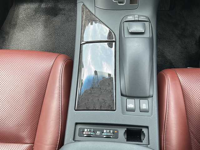 レクサス ＲＸ 450h バージョンL エアサス 秋田県 2014(平26)年 6.9万km ブラック 純正SDナビ/純正CD、DVD、BT、ワンセグ/バック＋サイドカメラ/純正19インチアルミ/４WD/ETC/前後コーナーセンサー/スペアキー