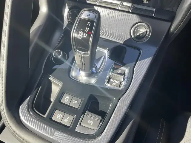 ジャガー Ｆ-ＴＹＰＥ R ダイナミック クーペ 福岡県 2019(令1)年 3.5万km フジホワイト 純正メモリーナビ/AppleCarPlay/USB/Bluetooth/フルセグTV/MERIDIANサウンド/前後ドラレコ/ガラスルーフ/クルーズコントロール/黒革シート/パワーシート/シートヒーター/シートエアコン/ステアリングヒーター/スマートキー/LEDヘッドライト/パワーテールゲート/可動式リアスポイラー
