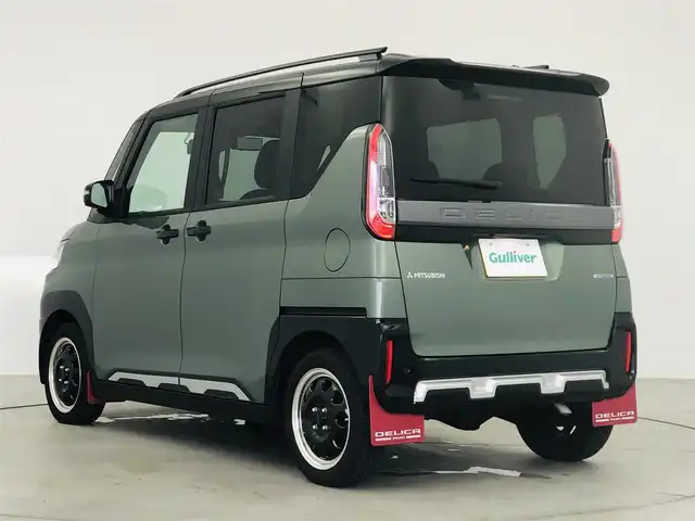 三菱 デリカミニ T プレミアム 愛知県 2023(令5)年 1.8万km 緑 ４ＷＤ/e-assist/・衝突軽減/・踏み間違え/・ロードサイン/・先行発進警告装置/・レーンディパラーチャー/・アダプティブクルーズコントロール/純正ディスプレイオーディオ/・Bluetooth/・Applecarplay/・androidauto/・HDMI/シートヒーター/両側パワースライド/パドルシフト/デジタルインナーミラー/ステアリングヒーター/前後ドライブレコーダー/LANDFOOTアルミホイール/マットガード