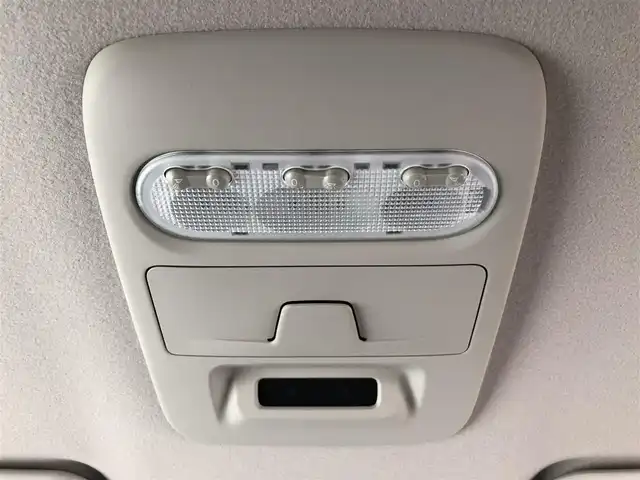 三菱 デリカミニ T プレミアム 愛知県 2023(令5)年 1.8万km 緑 ４ＷＤ/e-assist/・衝突軽減/・踏み間違え/・ロードサイン/・先行発進警告装置/・レーンディパラーチャー/・アダプティブクルーズコントロール/純正ディスプレイオーディオ/・Bluetooth/・Applecarplay/・androidauto/・HDMI/シートヒーター/両側パワースライド/パドルシフト/デジタルインナーミラー/ステアリングヒーター/前後ドライブレコーダー/LANDFOOTアルミホイール/マットガード
