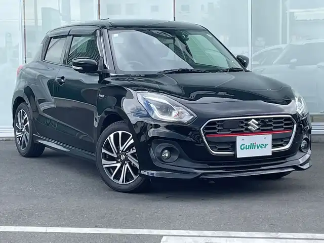 スズキ スイフト HYBRID RS 神奈川県 2020(令2)年 1.2万km スーパーブラックパール 純正８型ナビ/ワンセグ/Bluetooth/CD/DVD/USB/全周囲カメラ　/レーダークルーズコントロール　/シートヒーター　/コーナーセンサー　/ビルドインETC　/ドライブレコーダー　/LEDヘッドライト　/オートライト　/純正フロアマット　/純正アルミホイール/ドアバイザー/ABS/横滑り防止装置/衝突被害軽減システム/盗難防止装置/レーンキープアシスト